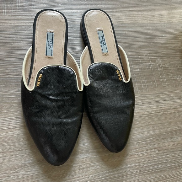 Prada Black and Cream Leather Mules - Picture 1 of 8